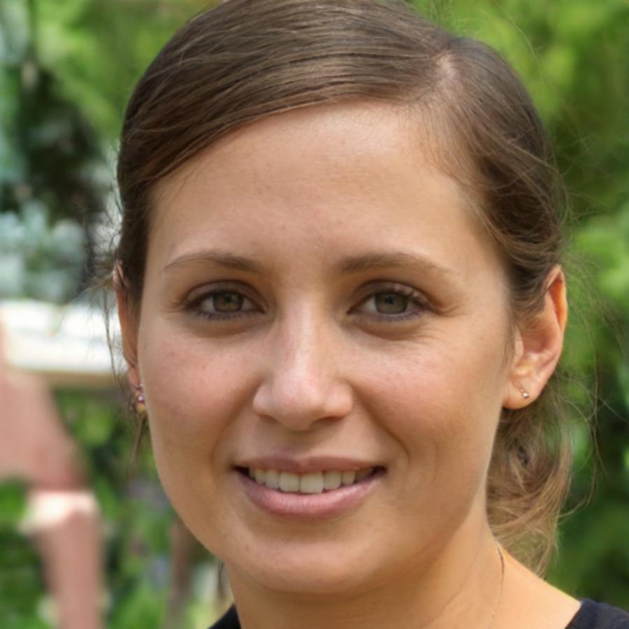 Instructora especializada en economía familiar